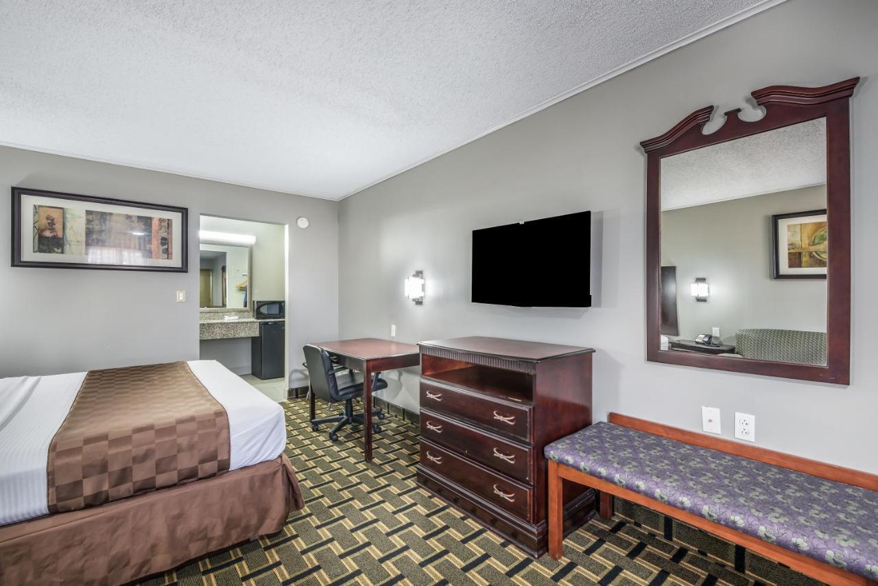 Americas Best Value Inn Arkadelphia Exterior foto