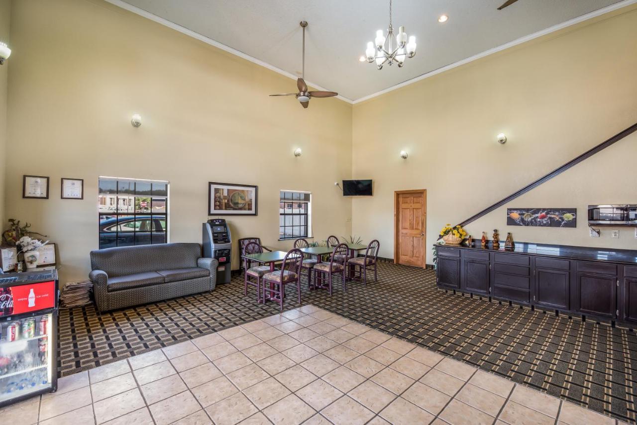 Americas Best Value Inn Arkadelphia Exterior foto